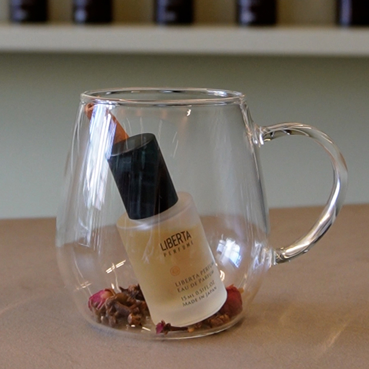 ホットワイン EDP 15ml